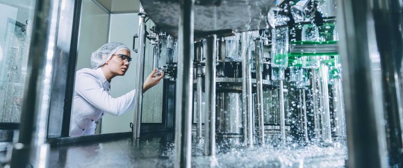 The PFAS-free revolution: <br> Why lubricating greases based on calcium sulphonate complex soaps are the future of the food industry 